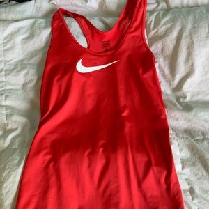 red nike tank top